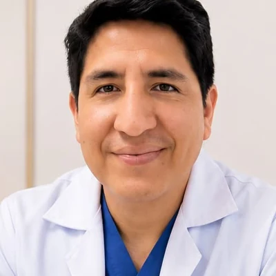 Mijael Flores Hidalgo, médico psiquiatra de HopeMed